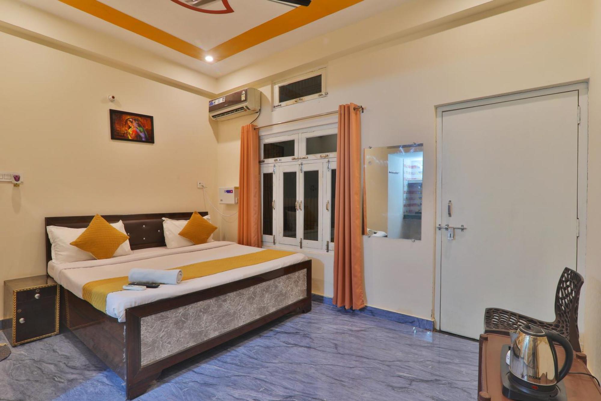 Hotel Ramayan Inn Free Pickup From Ayodhya Dham Junction Bagian luar foto